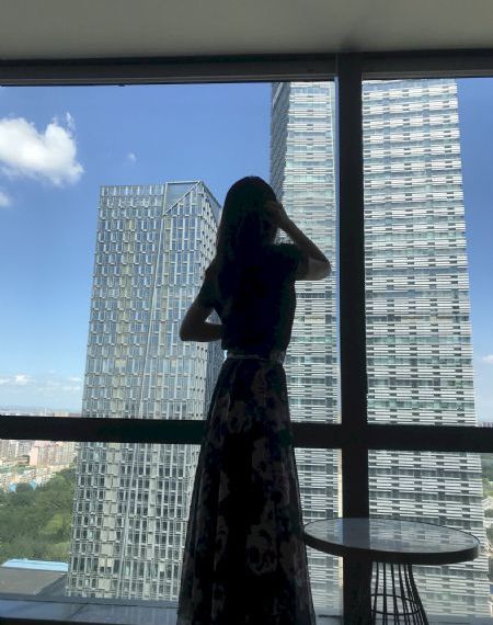 青青热_2022在线观看